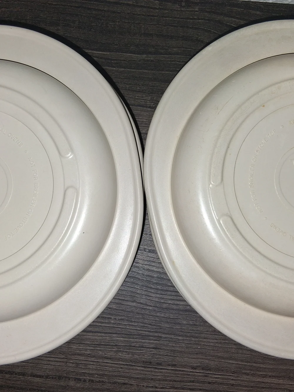 Vintage Tupperware 2 Piece Set 500ml 2 Cup Oven Microwave Safe Covered Bowls